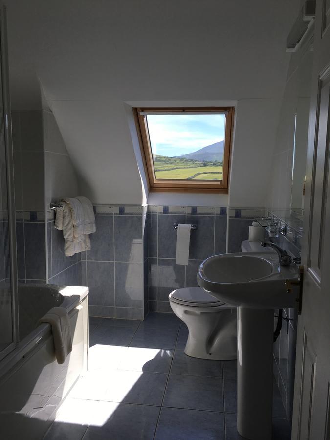 O'Connors Guesthouse Faha  Kültér fotó